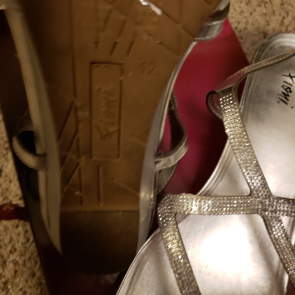 Wide Width Rhinestones Sandals - Picture 3 of 3